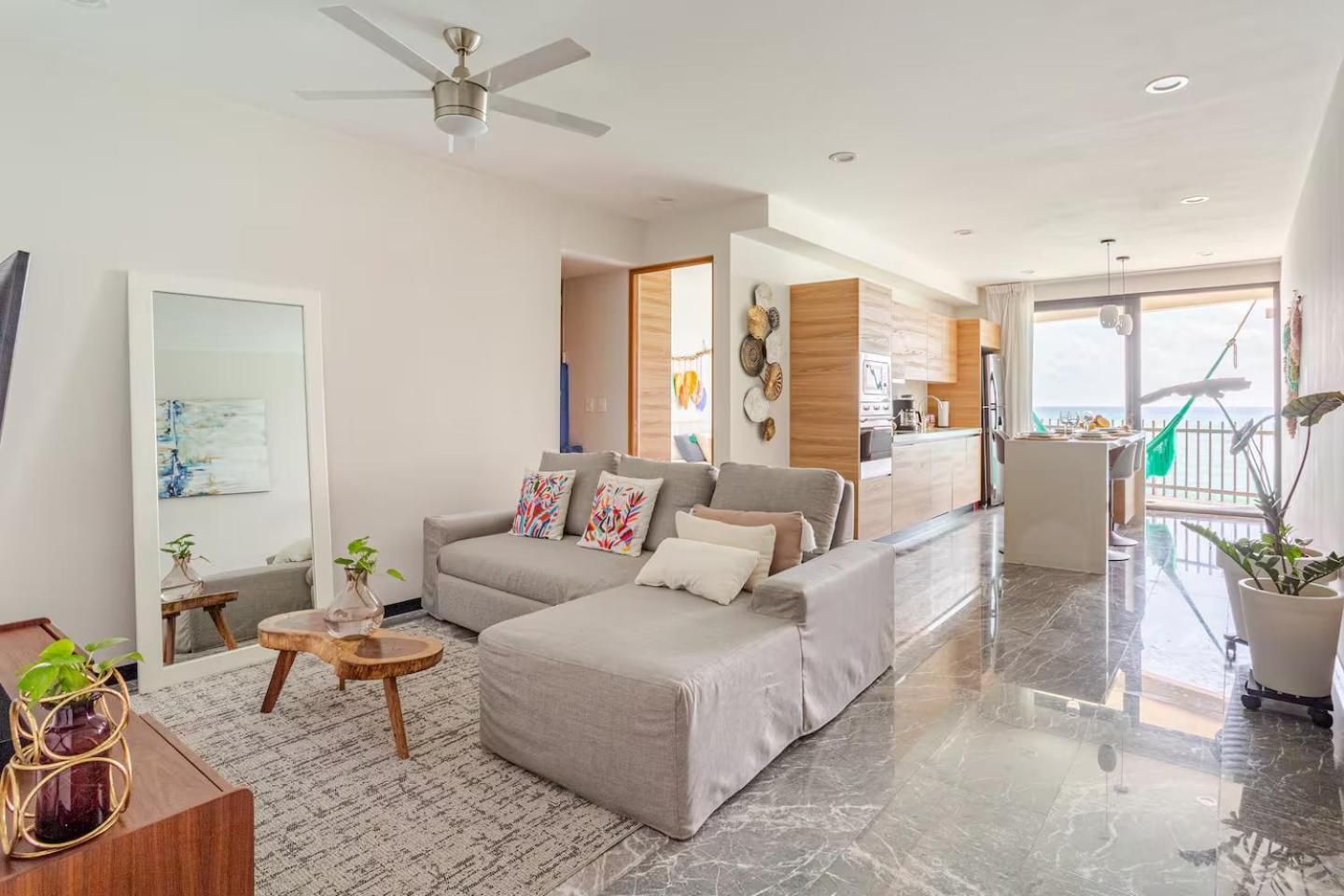 Two-Bedroom Apartment Terrace Sea View