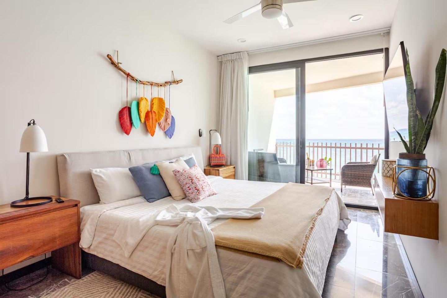 Two-Bedroom Apartment Terrace Sea View