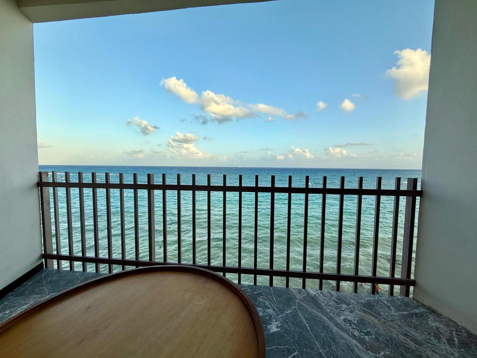 2 BR Duplex Private Rooftop Pool Oceanfront