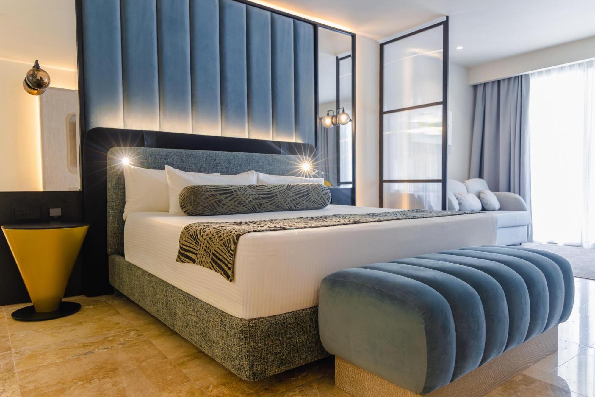 Platinum Suite