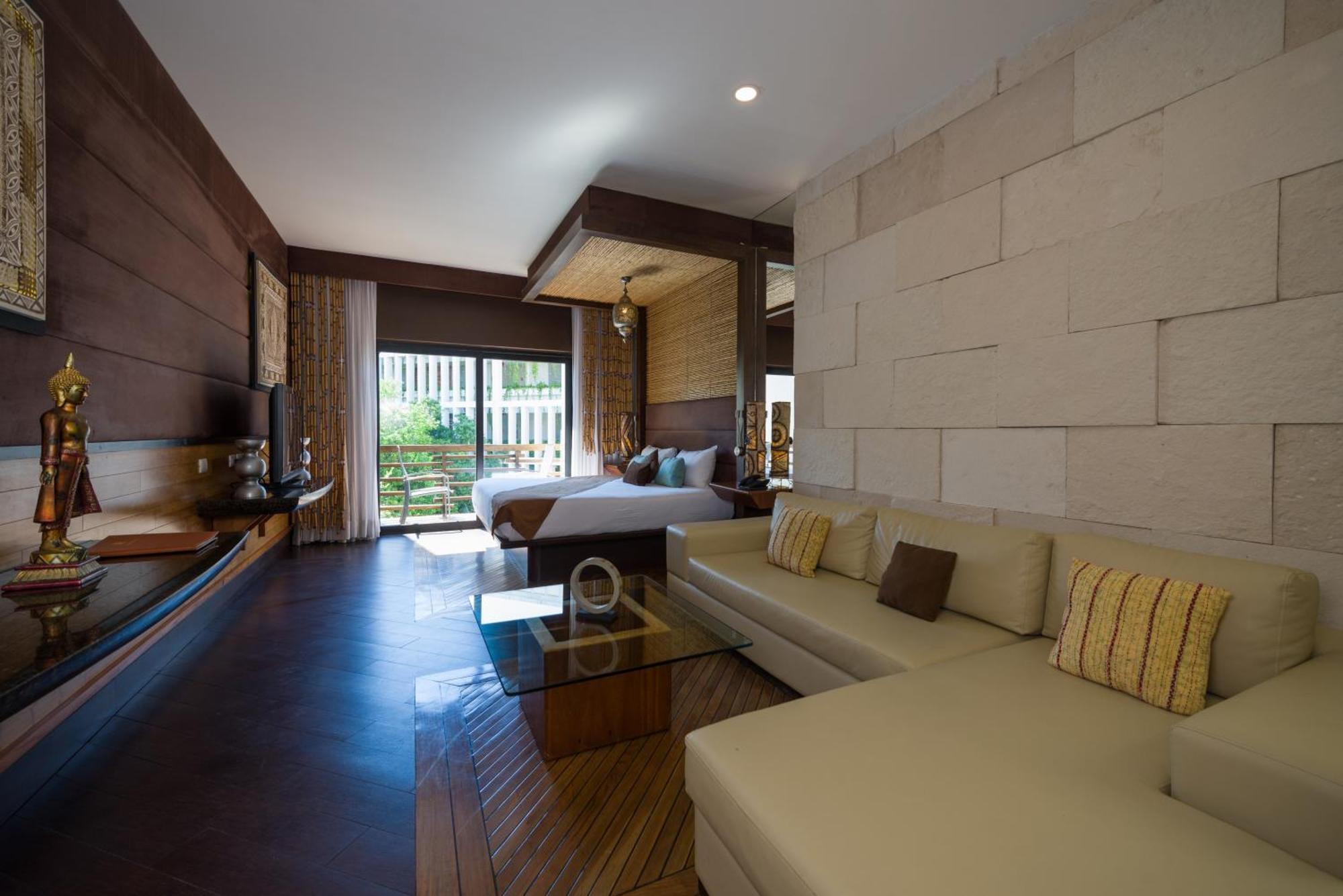 Suite Junior con vistas a la calle