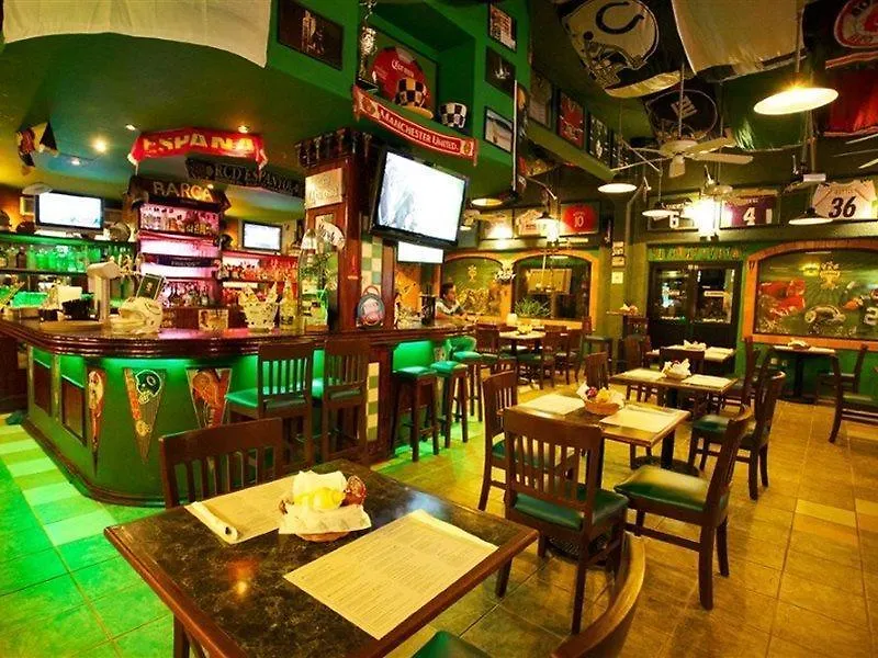 Moongate Hotel-1
