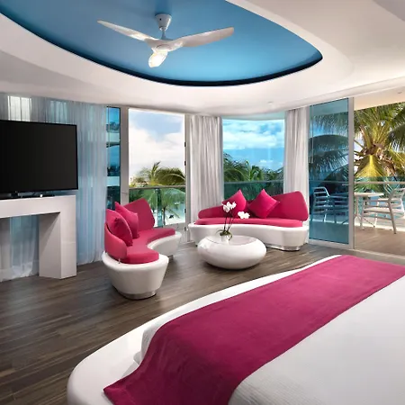 We Uniq Hotel El Carmen Adults Only-3