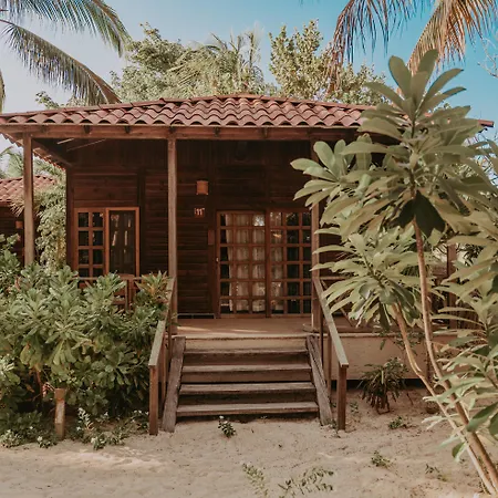 Petit Lafitte Beach Front Hotel & Bungalows-3