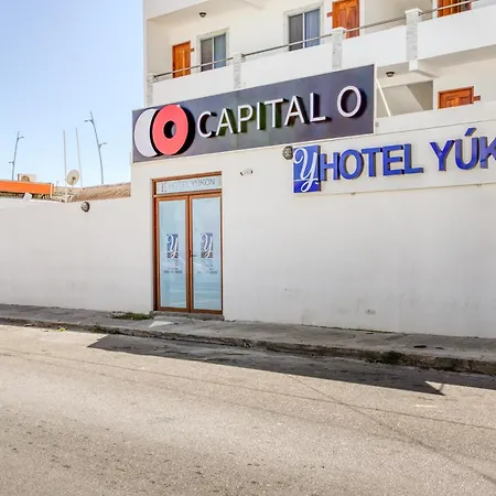 Capital O Hotel Yukon-3
