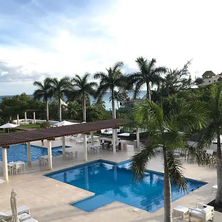 Magia Beachside Condo-2