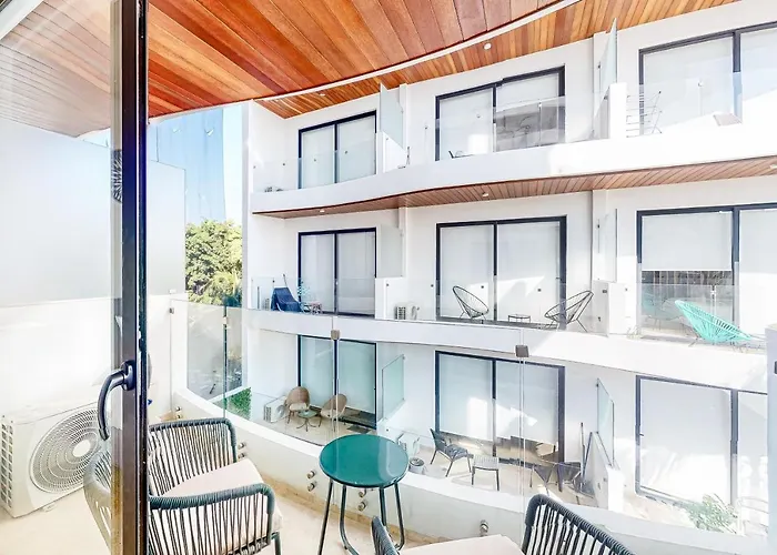 Hotel Menesse Midtown 2 Unit 208 Playa del Carmen